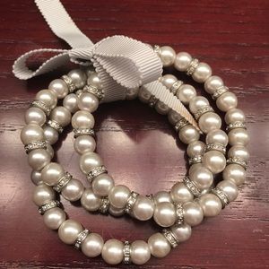 Ann Taylor 3 strand pearl and rhinestone bracelet